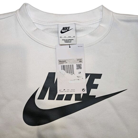 Nike Women's Sportswear Fleece Logo Sweatshirt in White/ Size XS/ DQ5832-100/New - Picture 7 of 8